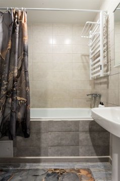 2-к квартира, 8/10 эт., 55м²