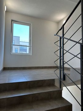 1-к квартира, 4/4 эт., 35м²