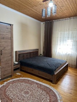 2-к квартира, 1/1 эт., 85м²