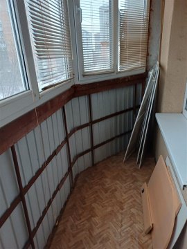 2-к квартира, 4/10 эт., 57м²